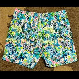 LNWOT Lilly Pulitzer Men’s 38 Shorts Lilly’s House
